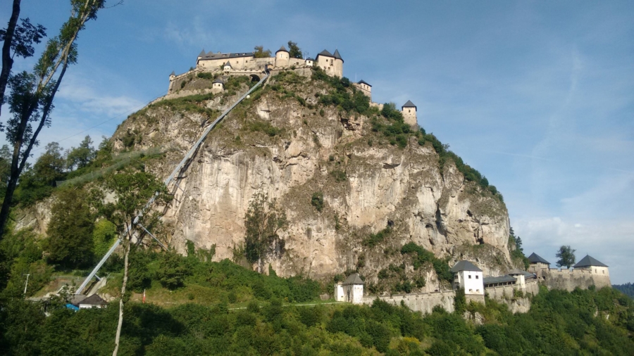 Hochosterwitz 00 900x506 - Hochosterwitz Castle, Launsdorf, AT