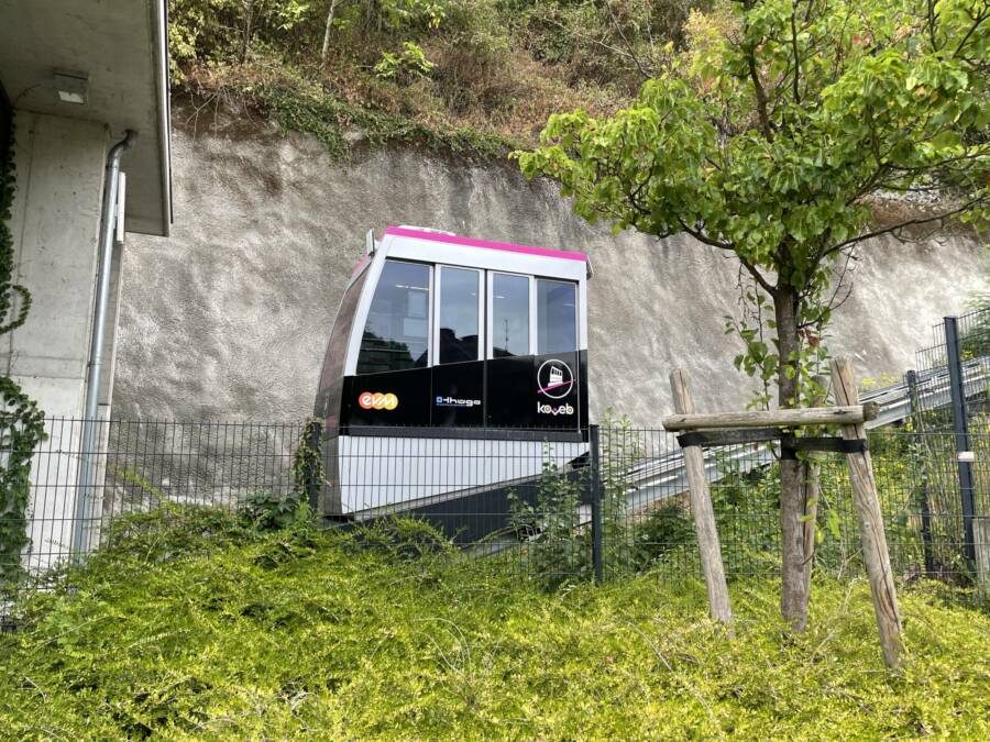 Koblenz 02 Talstation Einfahrt 900x675 - Festungsaufzug Ehrenbreitstein, Koblenz, DE