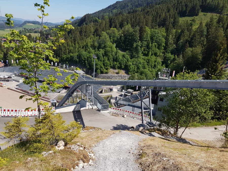 Oberstdorf SAA 03 1 900x675 - Schrägaufzug Sport Audi Arena, Oberstdorf, DE