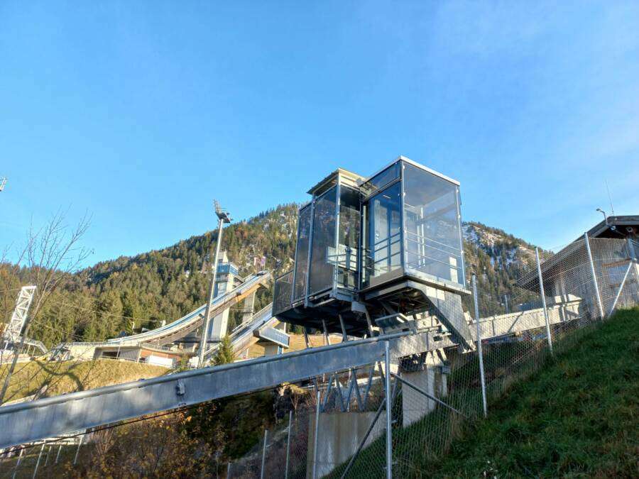 Oberstdorf SAA 06 1 900x675 - Schrägaufzug Sport Audi Arena, Oberstdorf, DE