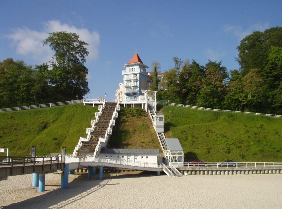 Sellin 01 Anlage 900x666 - Seebrücke Insel Rügen, Sellin, DE